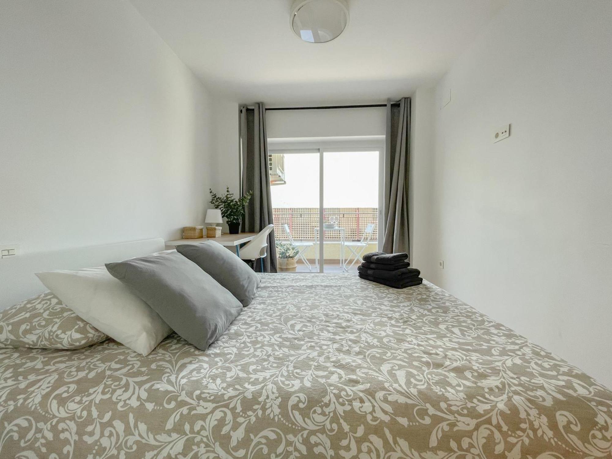 Moderno Apartamento Plz De La Merced Málaga Dış mekan fotoğraf