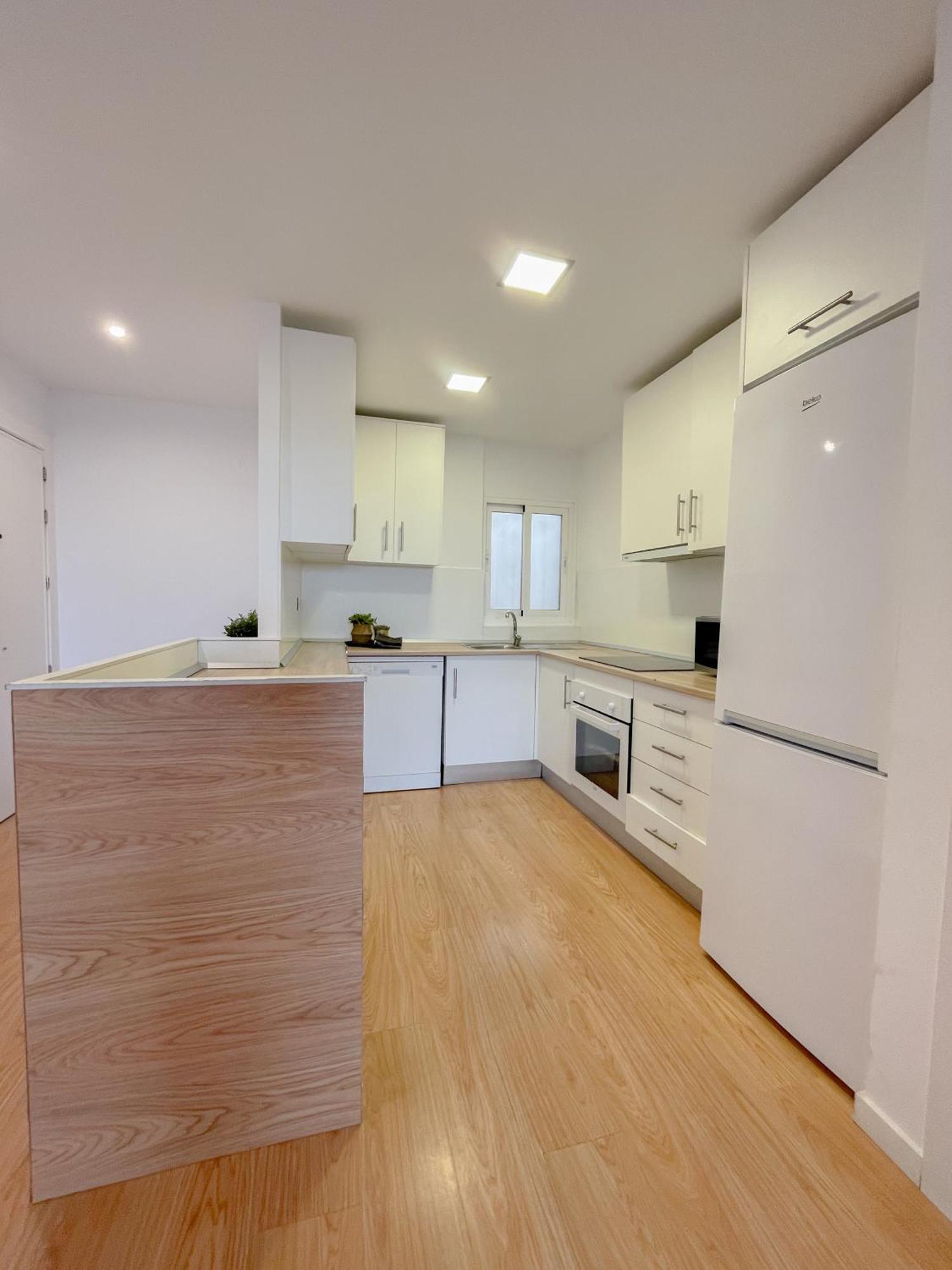 Moderno Apartamento Plz De La Merced Málaga Dış mekan fotoğraf