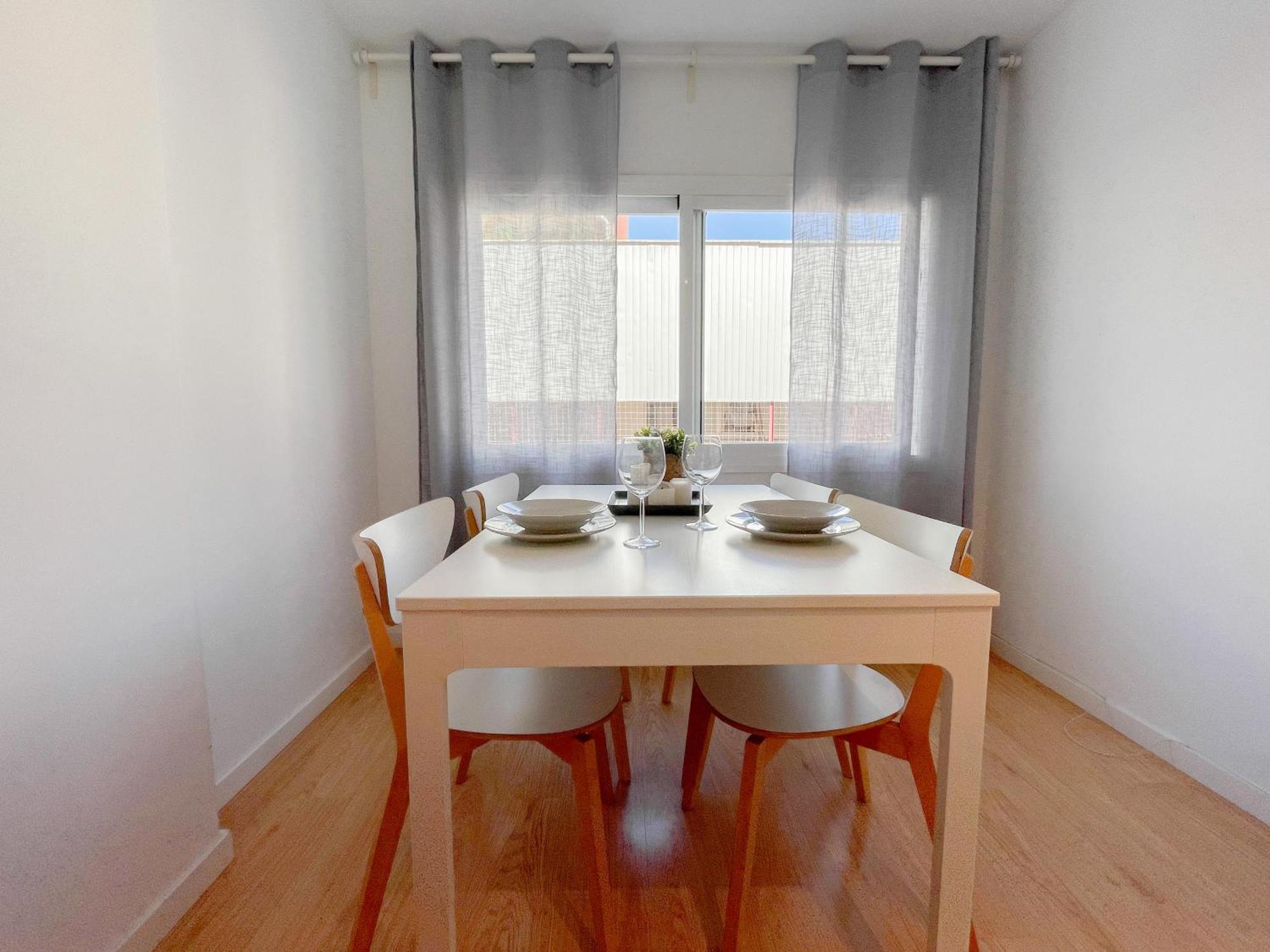 Moderno Apartamento Plz De La Merced Málaga Dış mekan fotoğraf