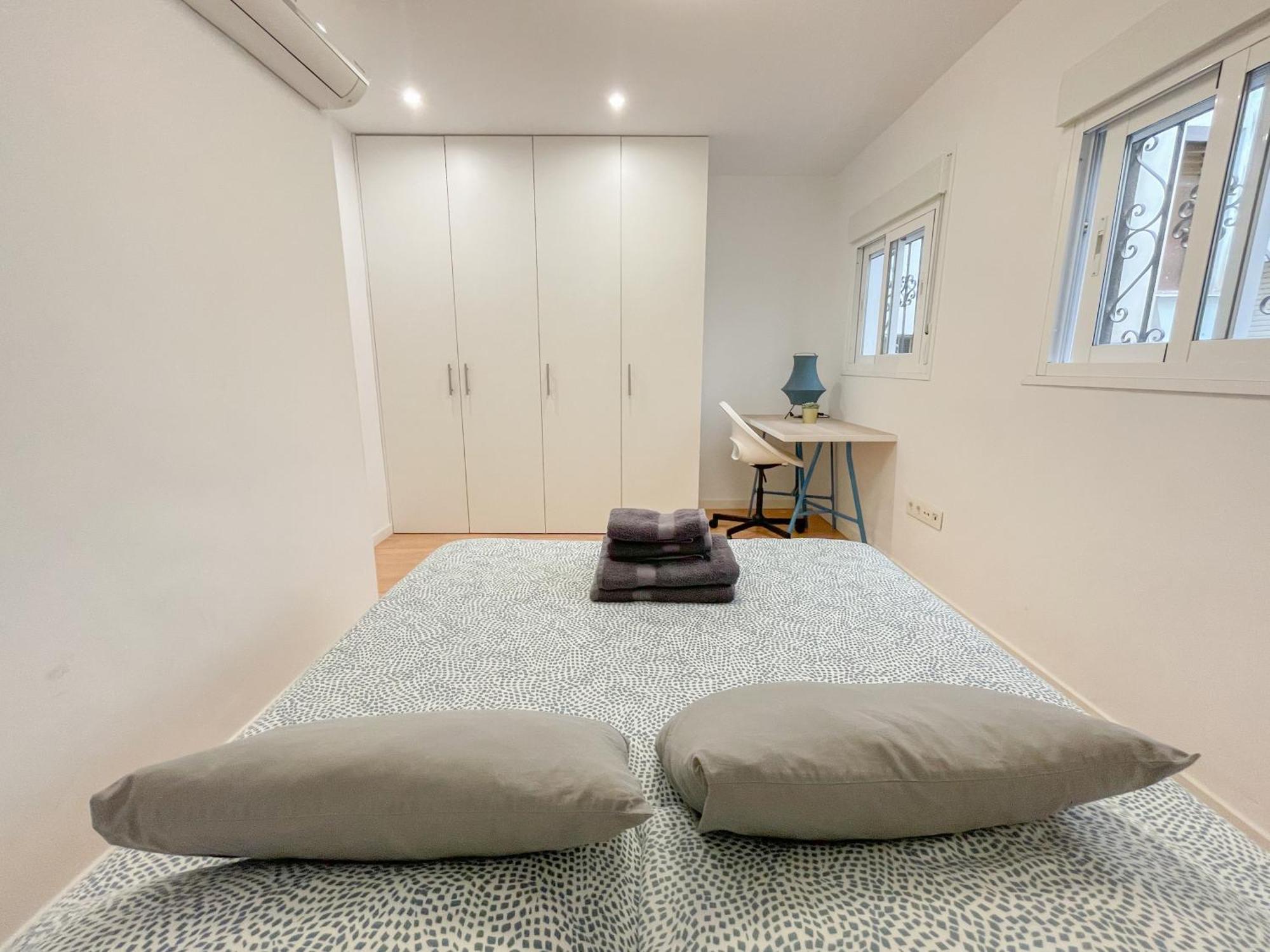 Moderno Apartamento Plz De La Merced Málaga Dış mekan fotoğraf